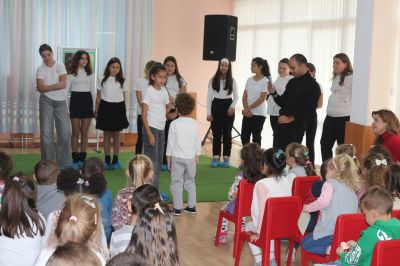 Посещение на децата от ОУ "Кулата" - ДГ 15 Звънче - Детска градина в град Казанлък